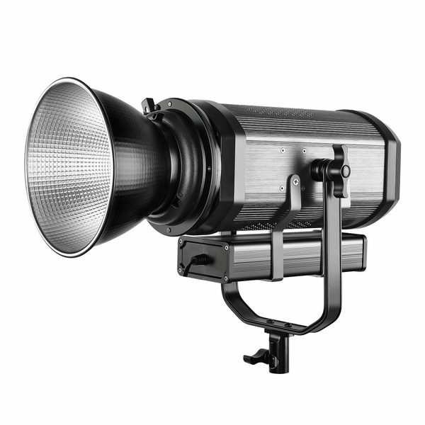 LED 150w 5500k incluye fresnel equiv 1000w tungsteno GVM 150D Alquiler