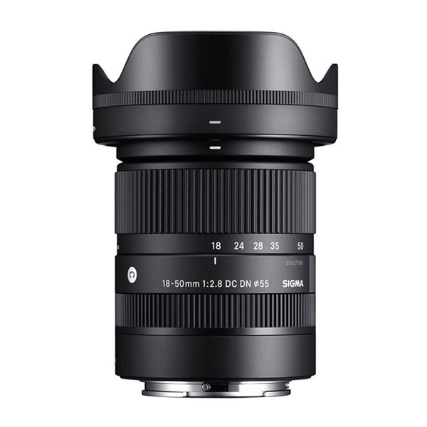 Alquiler Sigma 18–50mm f/2.8 DC DN Sony E