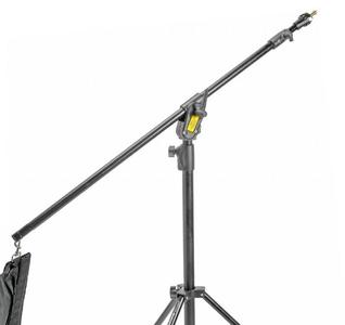 Boom liviano para luces