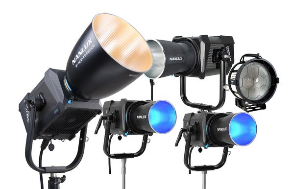 Combo L20 – 1 Evoke 2400B, 1 Evoke 1200, 2 Evoke 900c y modificadores alquiler