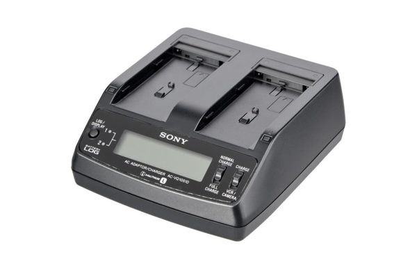 Sony AC Adapter / Twin Charger and NP-F970 alquiler