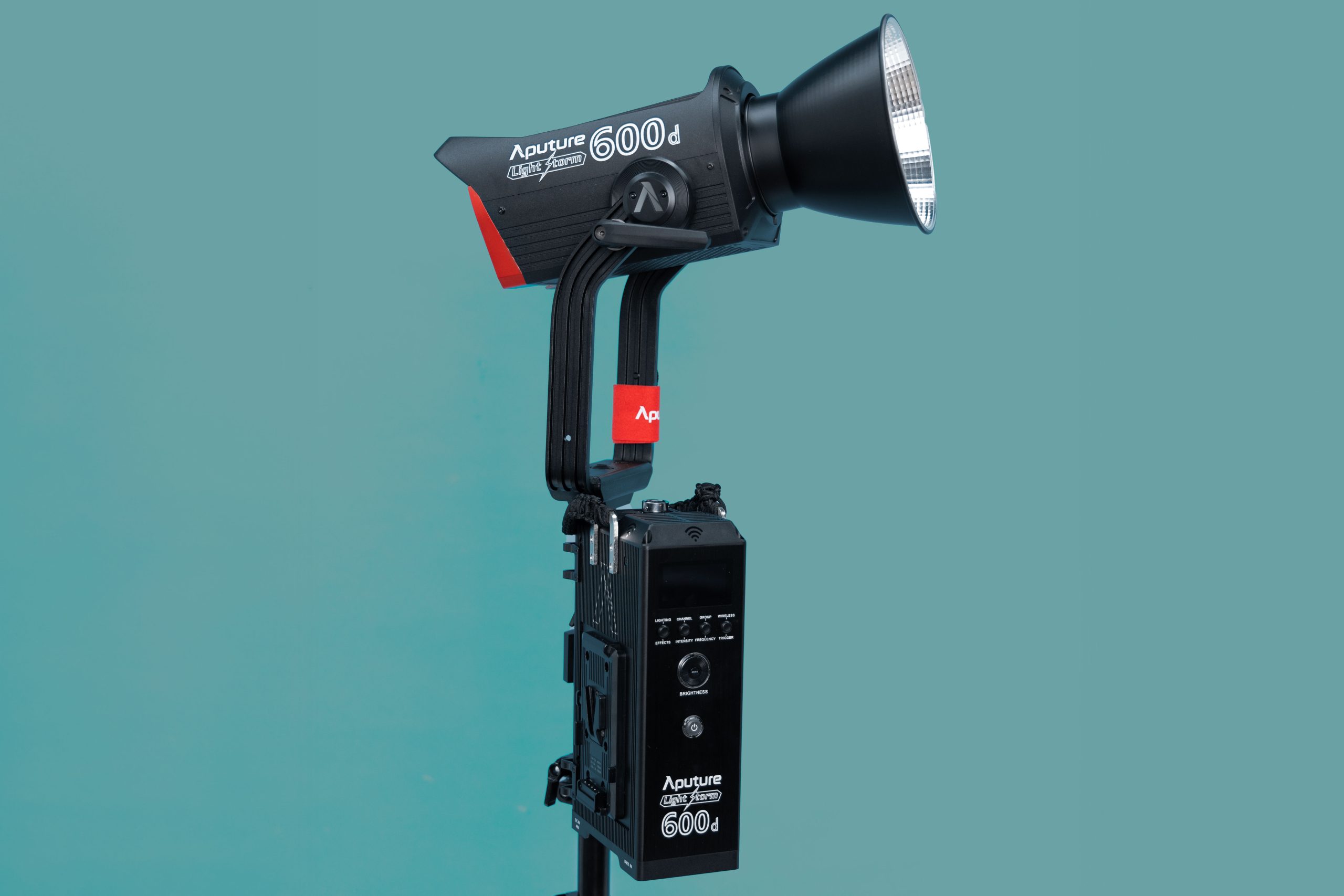 Aputure 600d